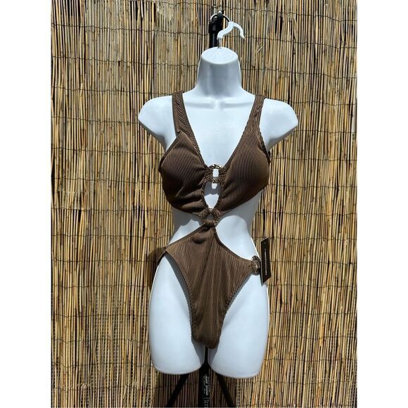 Prettylittlething Sexy Brown Rib Ring One Piece Size 10 - Picture 9 of 9